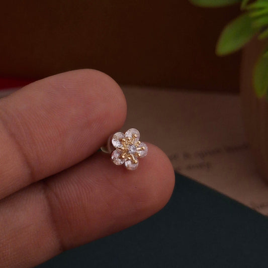 Sparkling Blossom Tiny Studs Earrings - Kaanke