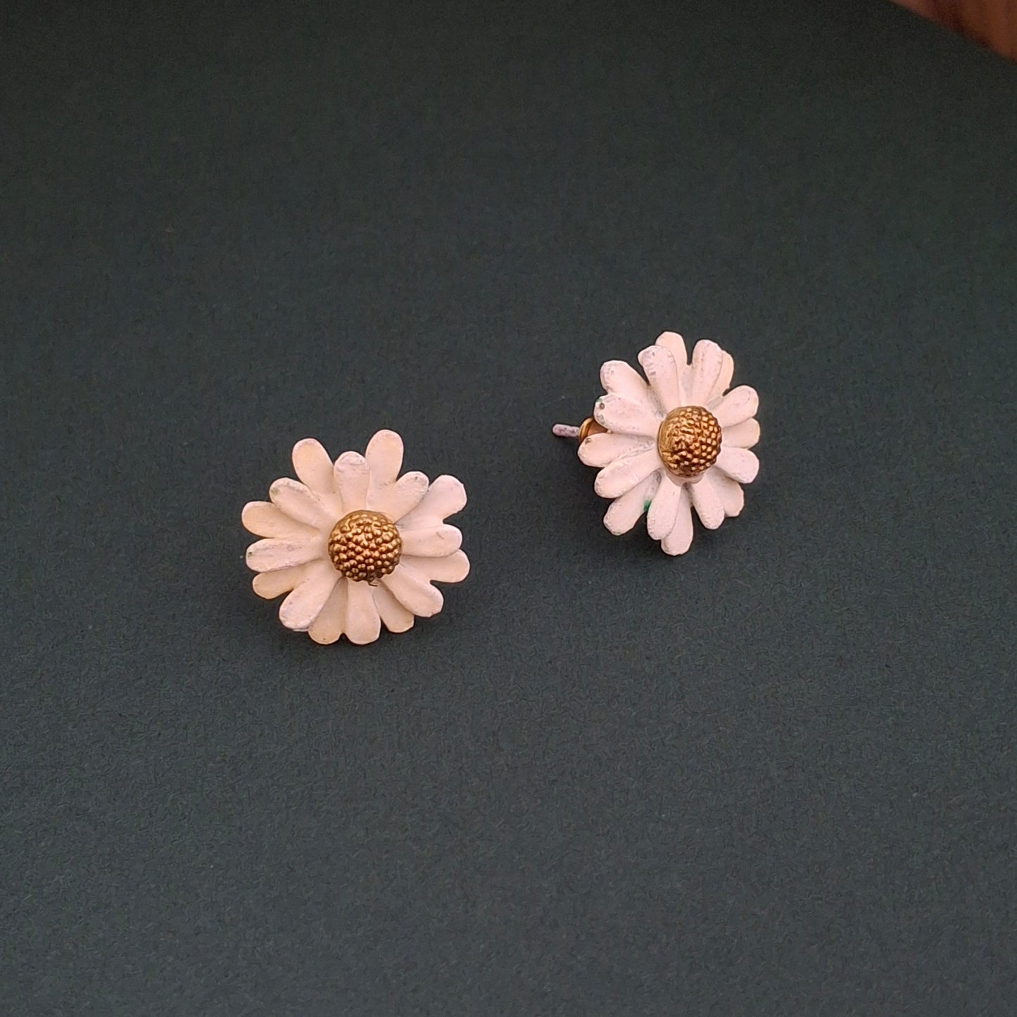 Trending Korean Flower Stud Earrings - Kaanke